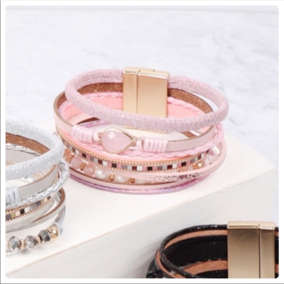 ✅ Faux leather beaded bracelet - Picture 2 of 2